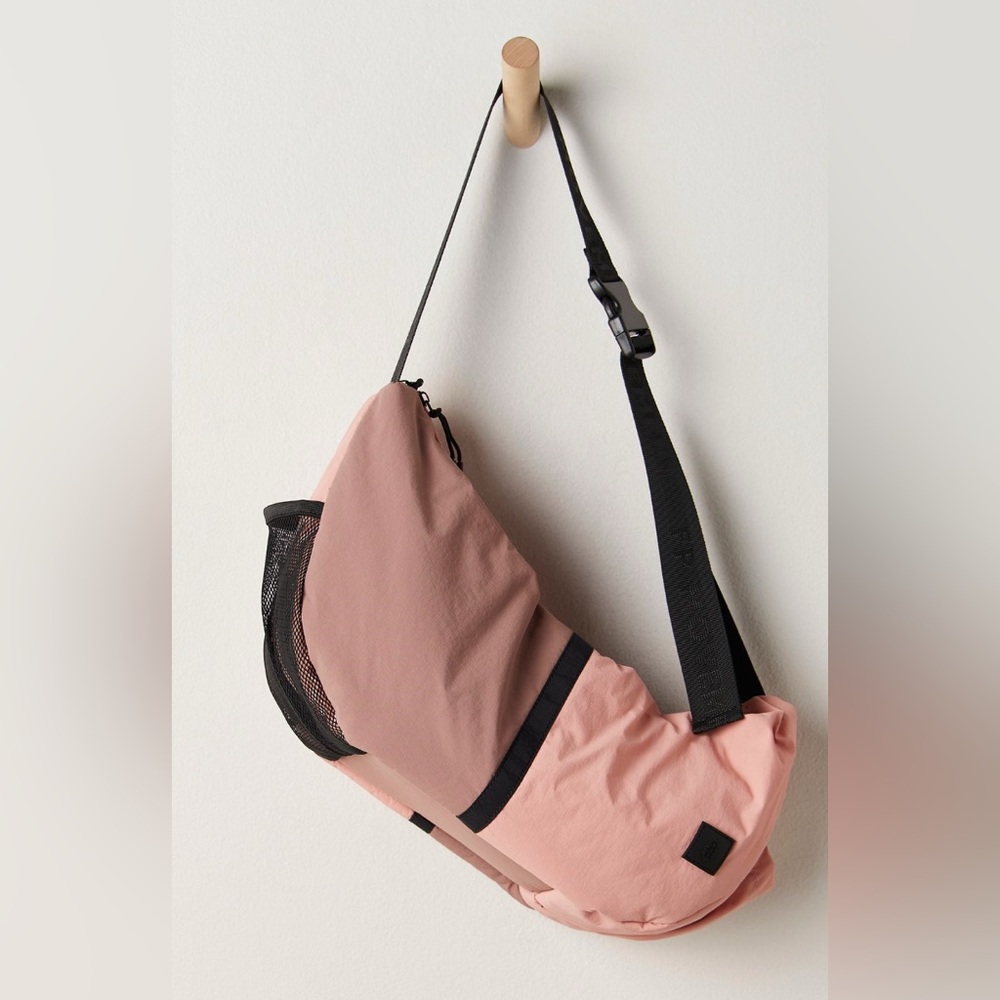 Free people Movement The Narrows Sling Bag - Picture 2 of 4